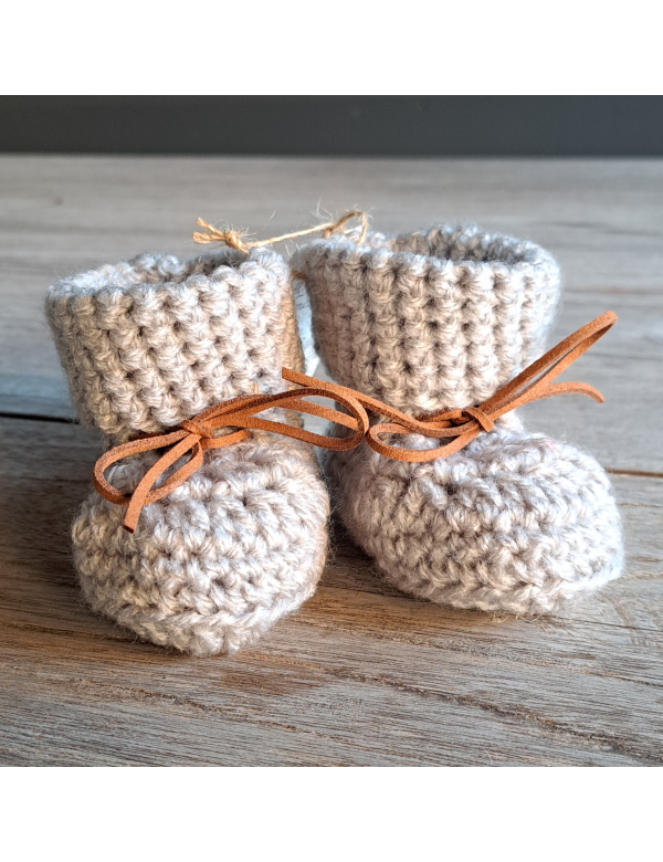 Booties /Slofjes Lichtgrijs met suède veter / wol Booties /Slofjes Lichtgrijs met suède veter / wol