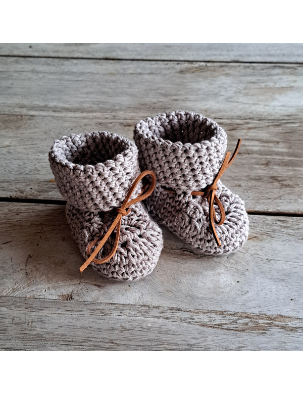 Booties / Slofjes taupe + suède vetertje / wol