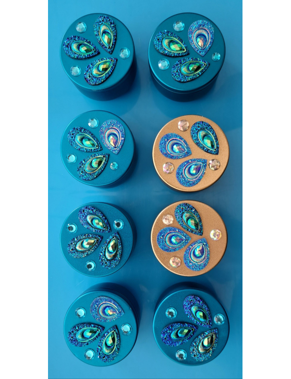Blikje blauw / goud pauwenogen + cadeau zakje Blikje blauw / goud pauwenogen + cadeau zakje