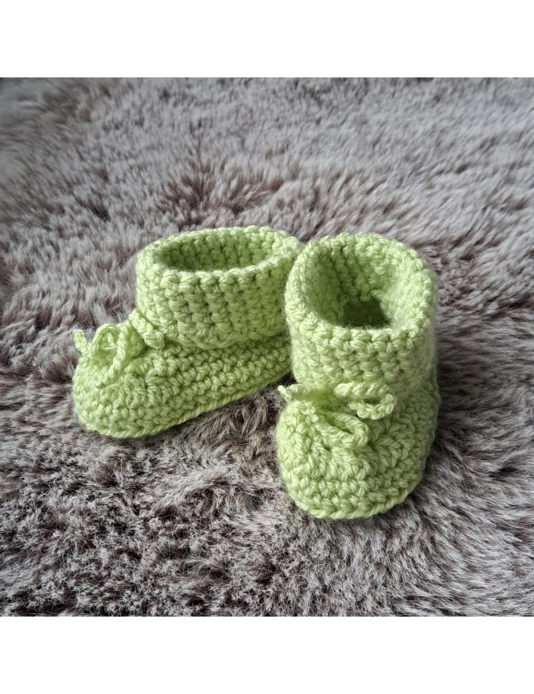Booties / Slofjes , lichtgroen, wol