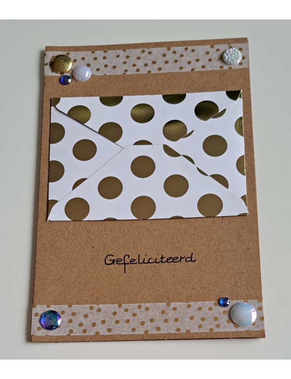 Wenskaart gefeliciteerd bruin + cadeau envelopje, gouden stippen