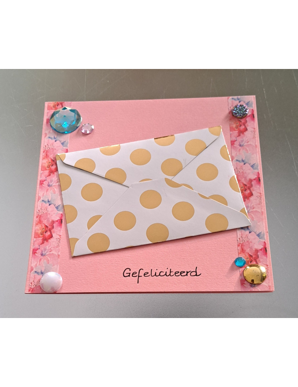 Wenskaart gefeliciteerd roze + cadeau envelopje, gouden stippen