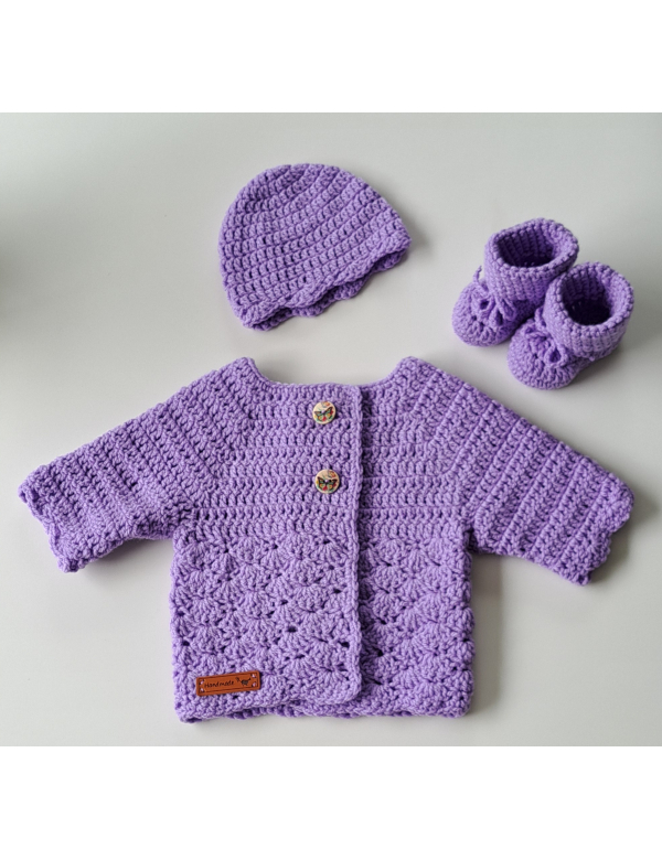 Set lila, mutsje + jasje + slofjes, schelpsteek / wol