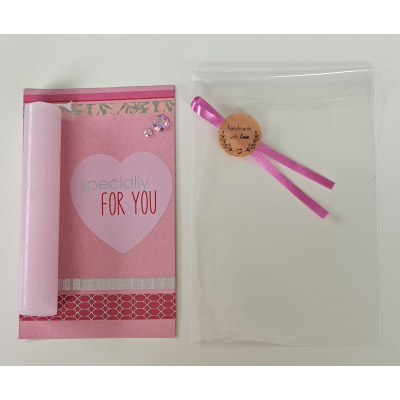 Wenskaartje +  kaarsje , roze / SPECIALLY FOR YOU